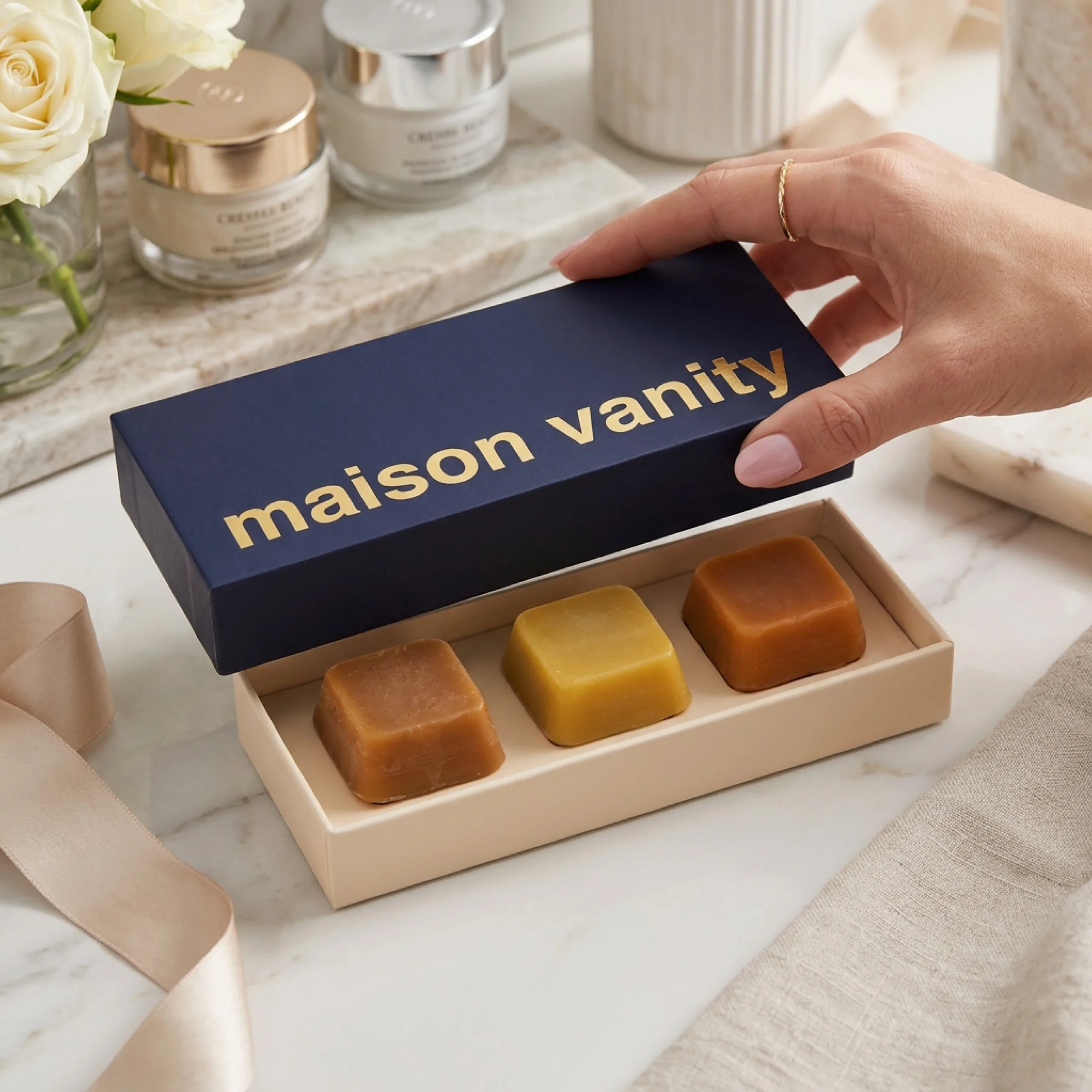 Maison Vanity gallery image 3 thumbnail 4