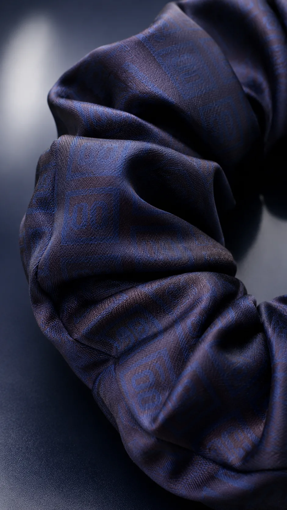 Signature Satin Scrunchy – Noir Pétale gallery image 1 thumbnail 2