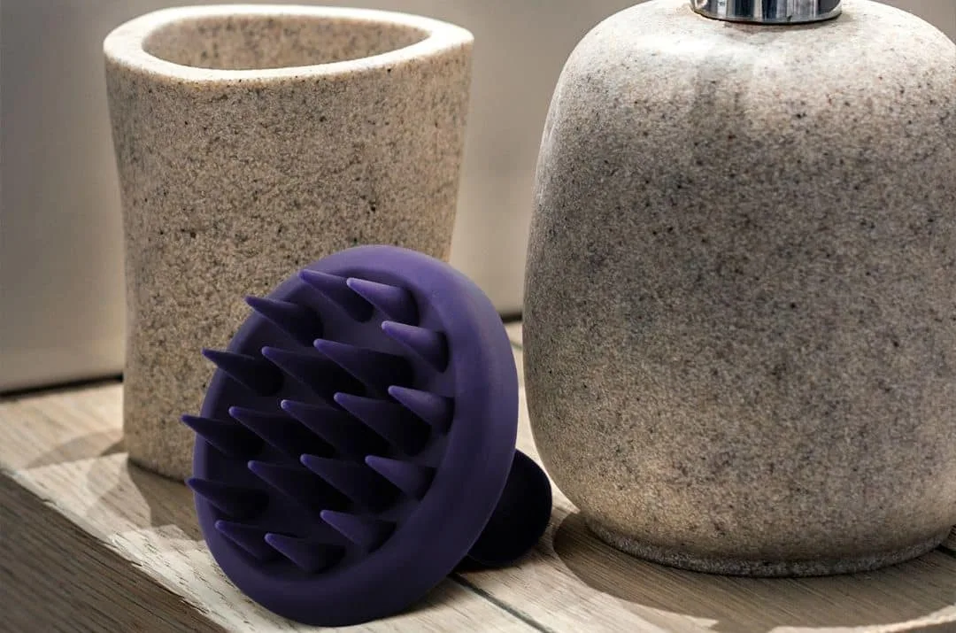 Scalp Massager Brush – Medium gallery image 3 thumbnail 4
